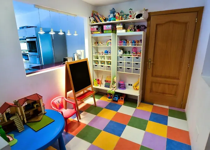 Alcazaba 3302 إِستيبونا