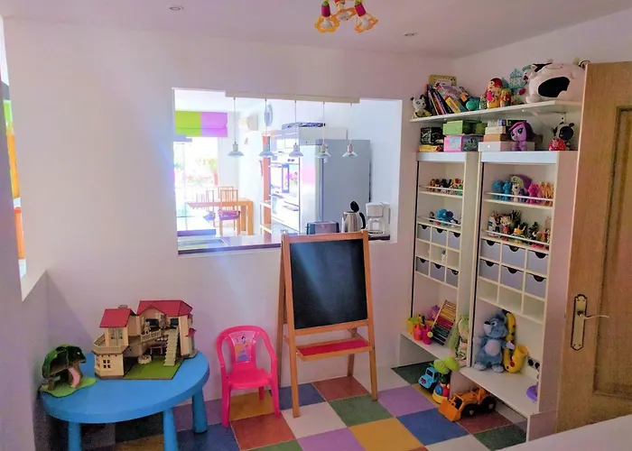 Alcazaba 3302 شقة إِستيبونا