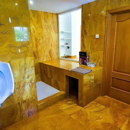 阿尔卡萨瓦海滩3302公寓 * 埃斯特波纳